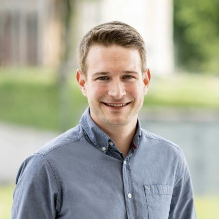 wp-content/uploads/2024/11/Portrait_Nicolas-Suter_RGB_web.jpg
